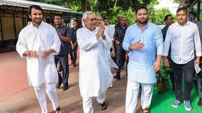 in a nutshell. has nitish kumar's flip-flop strategy ended?