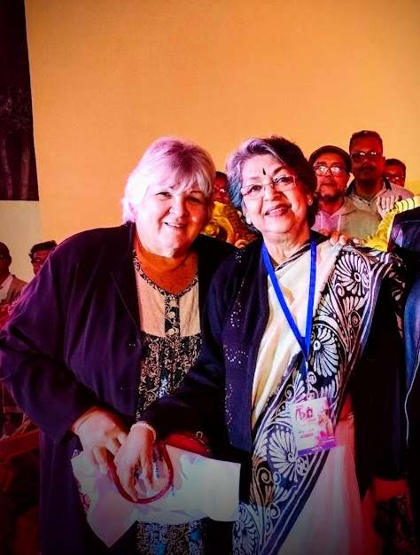 Singer Purabi Mukherjee (R) with Aleida Guevara (L) 