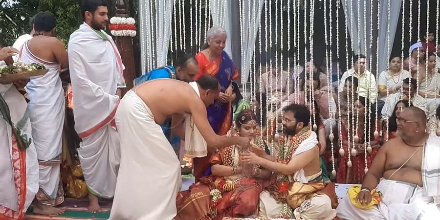 Finance Minister Nirmala Sitharaman’s Daughter’s Simple Home Wedding  - Asiana Times