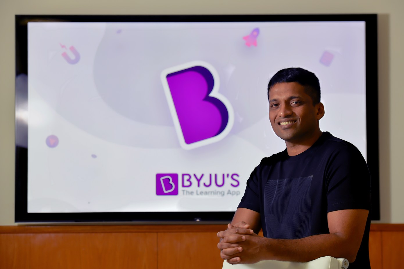 BYJU has given its statement that all affected employees would get "a significant and progressive exit payment" due to the company's decision to cease operations in Thiruvananthapuram, Kerala. Earlier, some BYJU employees claimed that the company was pressuring more than 170 staff to resign at a meeting with Kerala's labor minister. In the meantime, BYJU'S said that reorganisation hurt 140 employees.