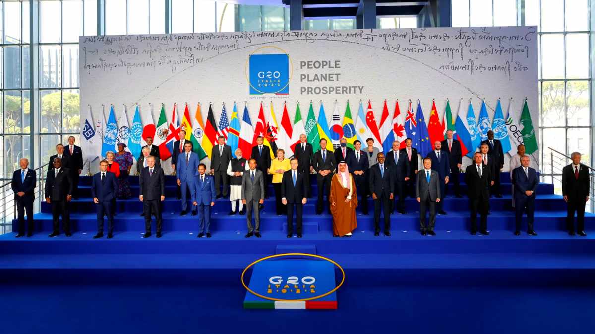 G20 Summit welcoming photograph reception with Prime Minister and world leaders with head delegates at ‘Life Foyer Tree’.