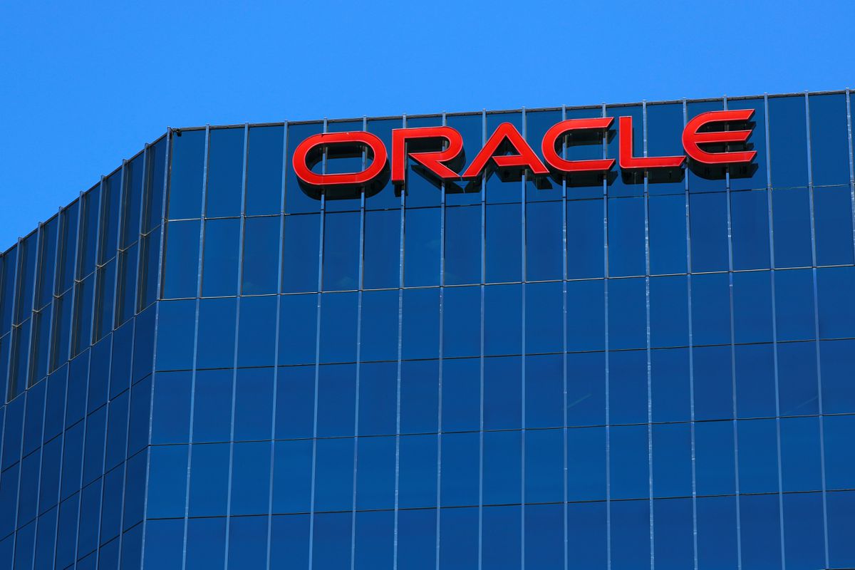 The US Securities and Exchange Commission (SEC) has fined Oracle USD 23 million for allegedly breaking the Foreign Corrupt Practices Act (FCPA). According to reports, the corporation set up slush funds to pay off foreign agents in the United Arab Emirates, Turkey, and India.