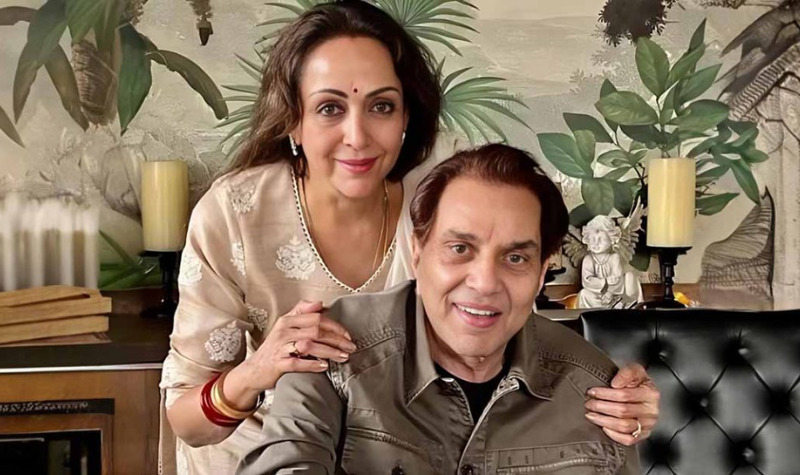 Hema Malini Reveals What Drew Her to Dharmendra, Besides Looks - Asiana Times