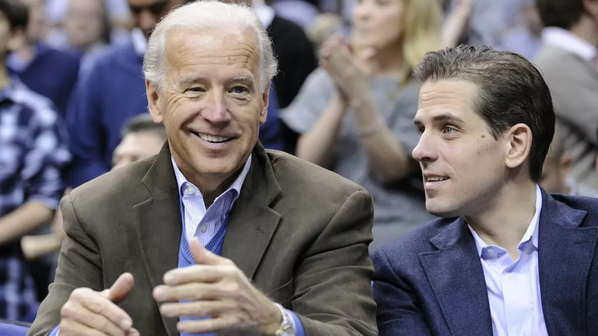 Joe Biden with his son Hunter Biden