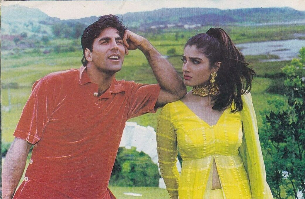 Akshay Kumar and Raveena Tandon: Spectacular Reunion Unleashed! - Asiana Times