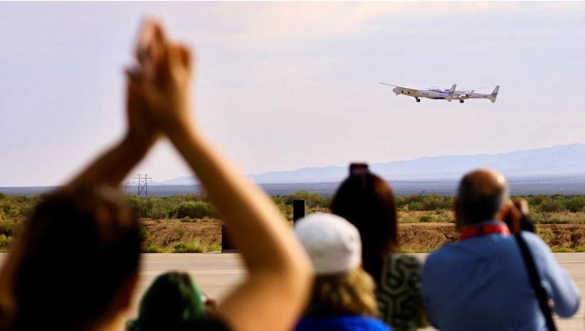 The spaceflight took 72 minutes from take-off to landing