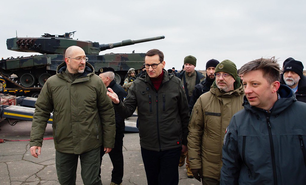 Polish Prime Minister Mateusz Morawieck delivers Leopard tanks to Ukraine