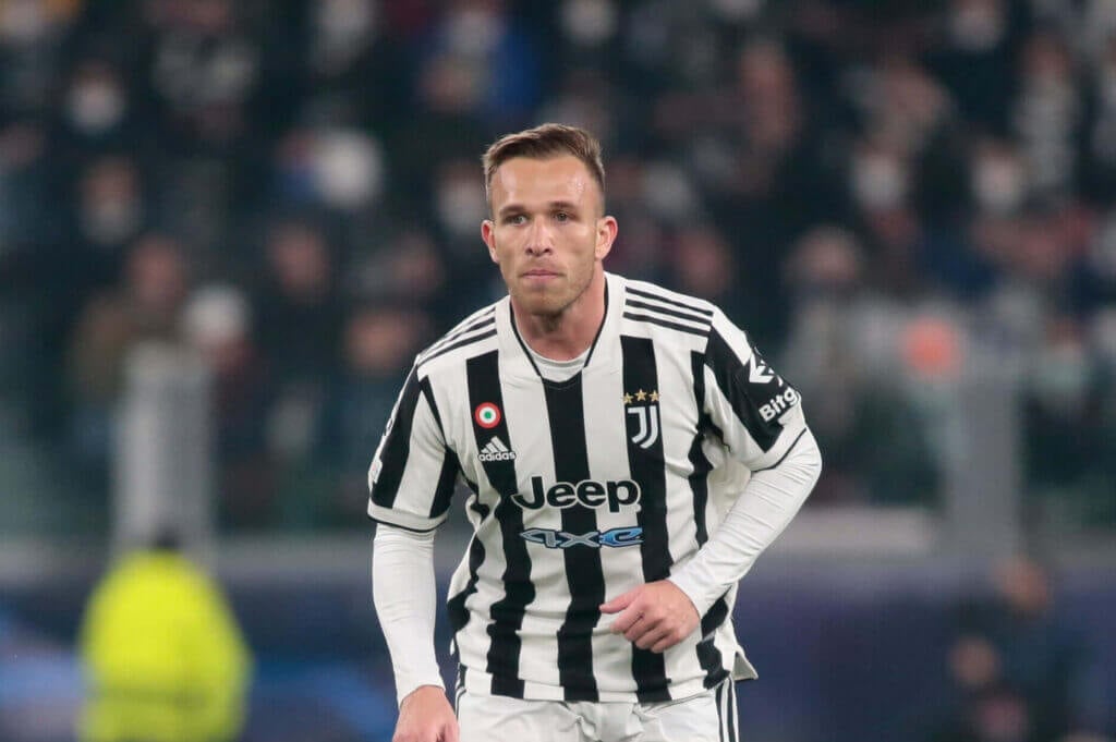 Liverpool signs midfielder Arthur Melo on loan from Juventus