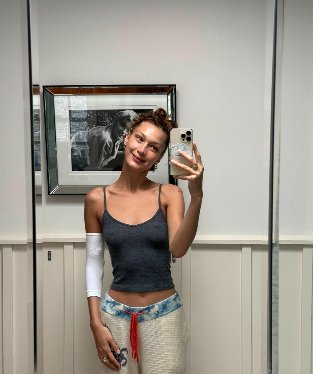 Bella Hadid Dealing With Lyme Disease  - Asiana Times