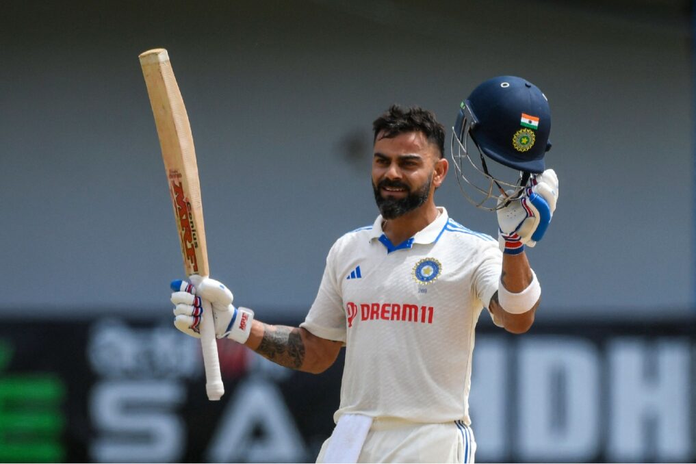 Virat Kohli scoring his 76th Ton