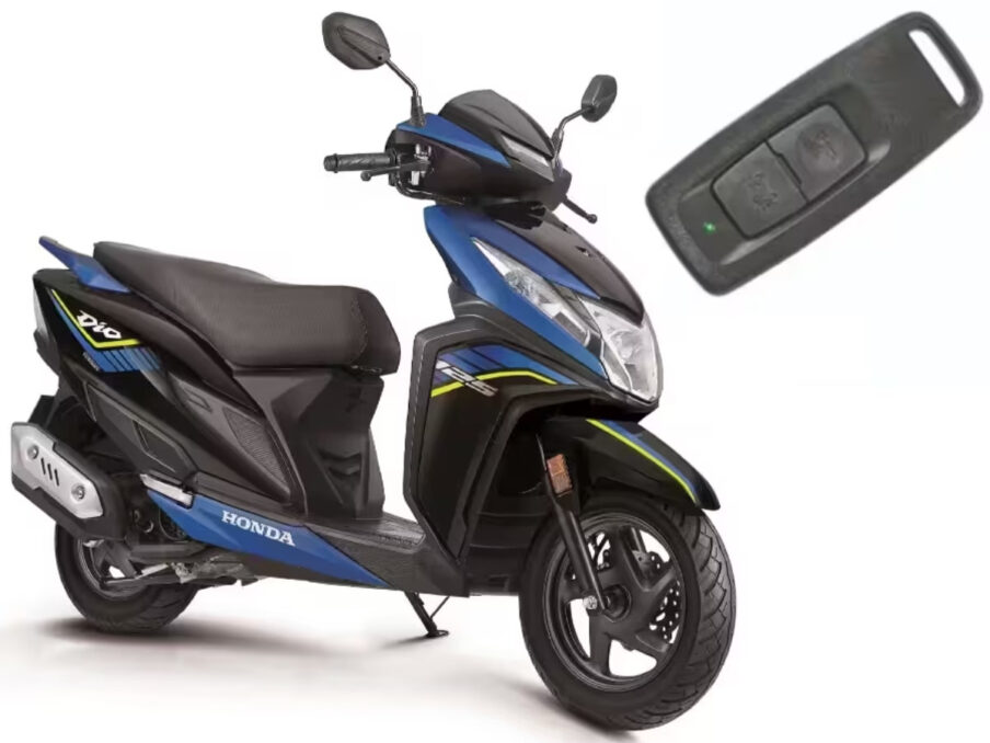 Honda Dio 125 comes with a SMART key. 
Image source: Zee news