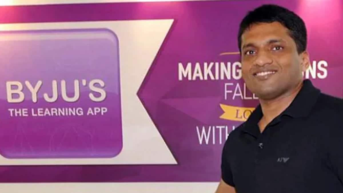 Aakash Gives BYJU's a loan of Rs 300 crore ($36.45 million) for its "principal business activities." BYJU'S also announced earlier this month that it will be letting go of 2,500 employees, or about 5% of its workforce, from its product, content, media, and technology teams.