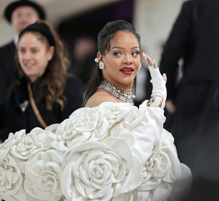 Rihanna gracefully transitions from CEO position at Savage X Fenty - Asiana Times