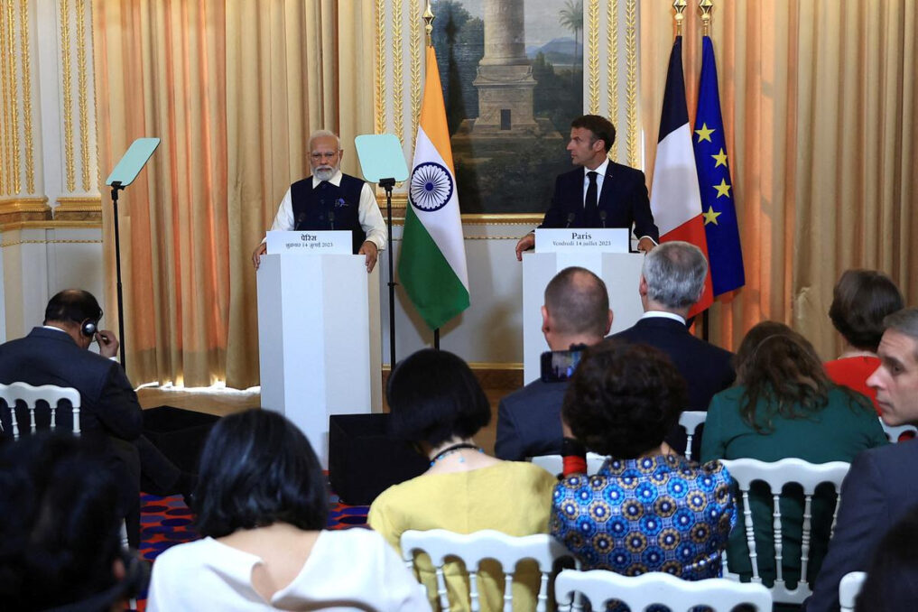 Explosive 'Jai Ho' performance dazzles French President's Dinner  - Asiana Times