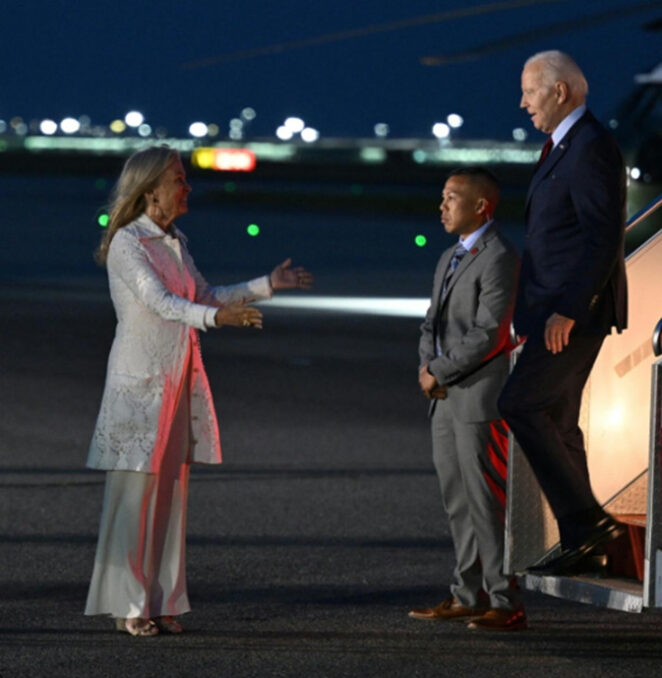 Joe Biden addressing a crowd during his UK tour