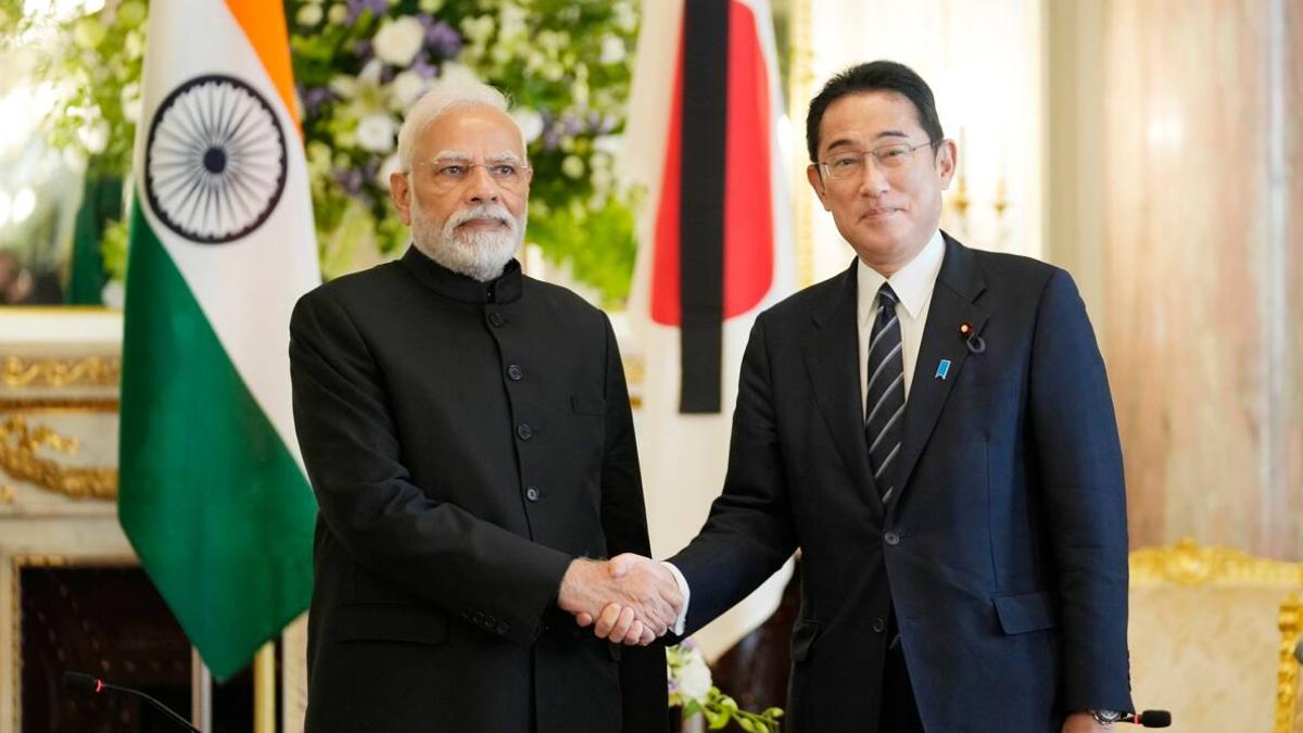 Japanese PM Fumio Kishida arrives in India - Asiana Times