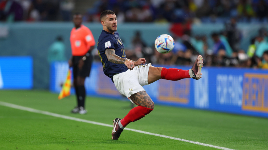 Lucas Hernandez joins PSG from Bayern Munich