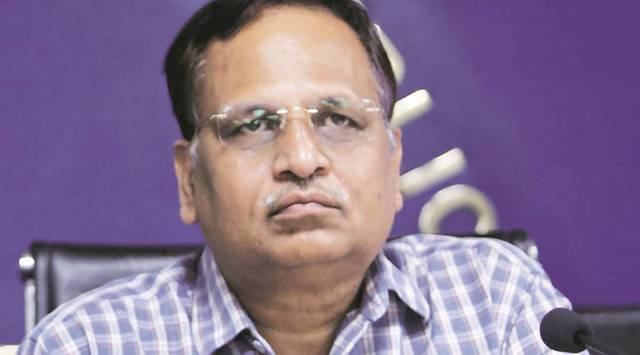 CM Kejriwal Met Satyendar Jain in Hospital - Asiana Times