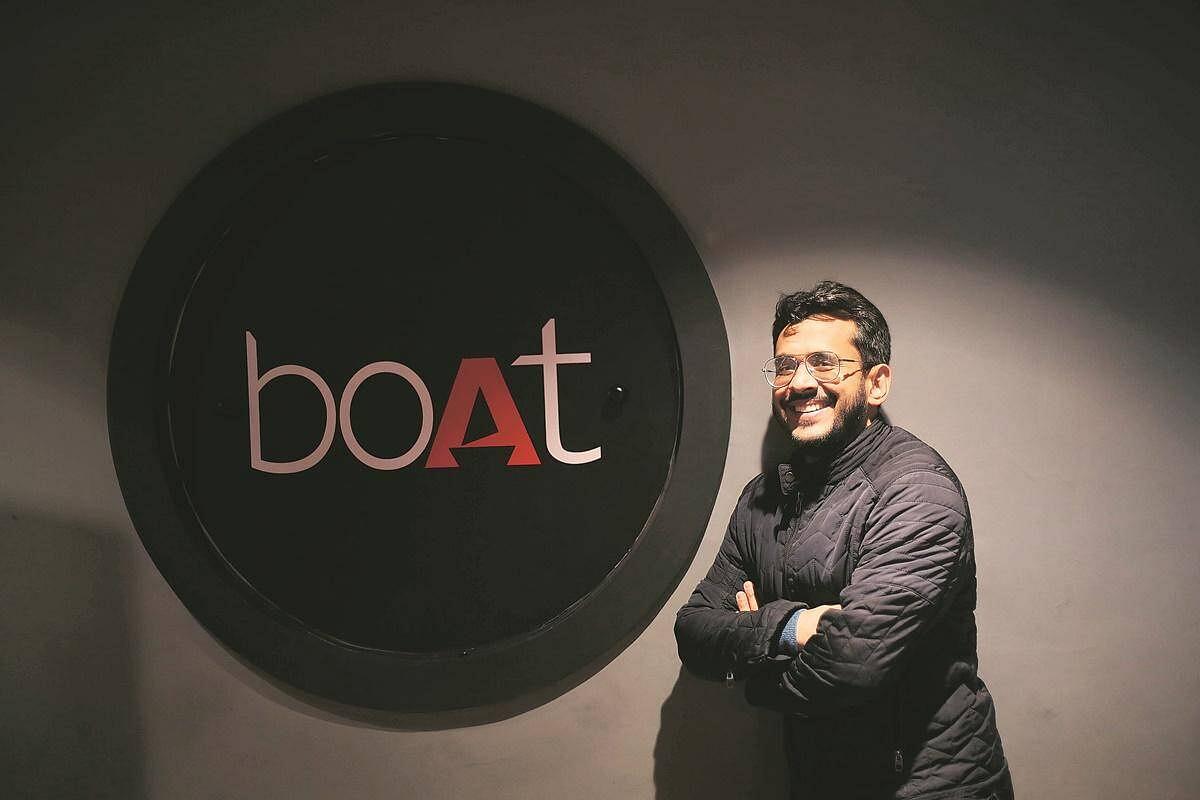 Boat, a direct-to-consumer (D2C) audio and wearables business, has formally withdrawn its ambitions to go public after closing a $60 million (about Rs 500 crore) funding round through convertible preferred equity notes from Warburg Pincus and Malabar Investments. According to persons familiar with the details of the agreement, Boat has set a minimum valuation cap of around $1.2 billion as part of this fundraising.
