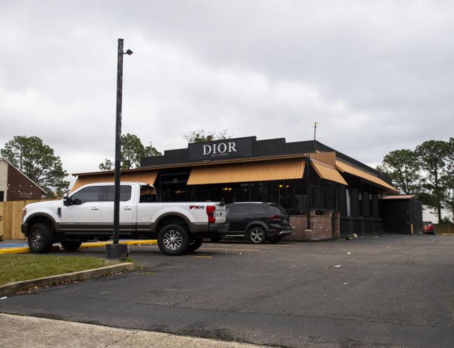 At the Dior Bar & Lounge nightclub, three Baton Rouge police responded to gunfire at 1:30 a.m. in Louisiana