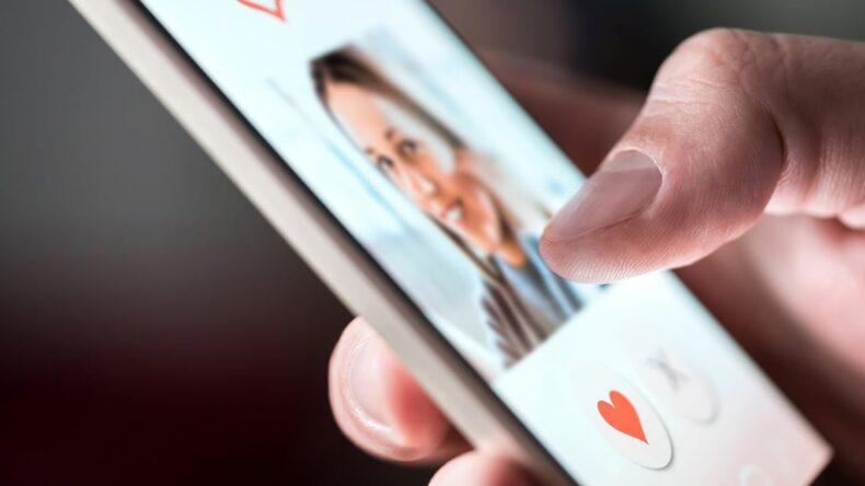 Choosing a Dating Platform: Essential Safety Tips for Online Romance - Asiana Times